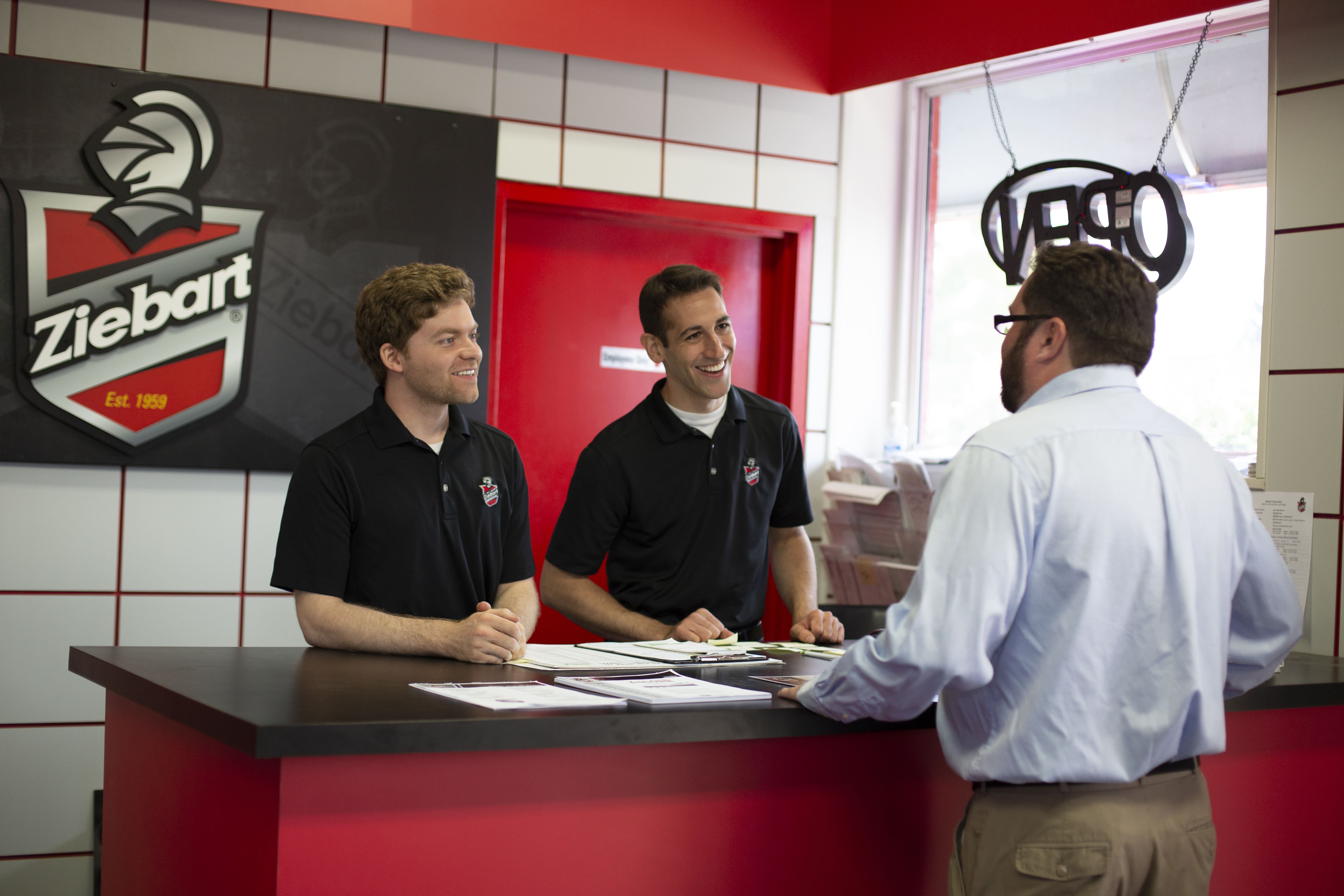 Customer consultation at Ziebart of Houston